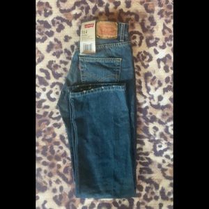 NWT women’s Levi’s 514 straight size 14